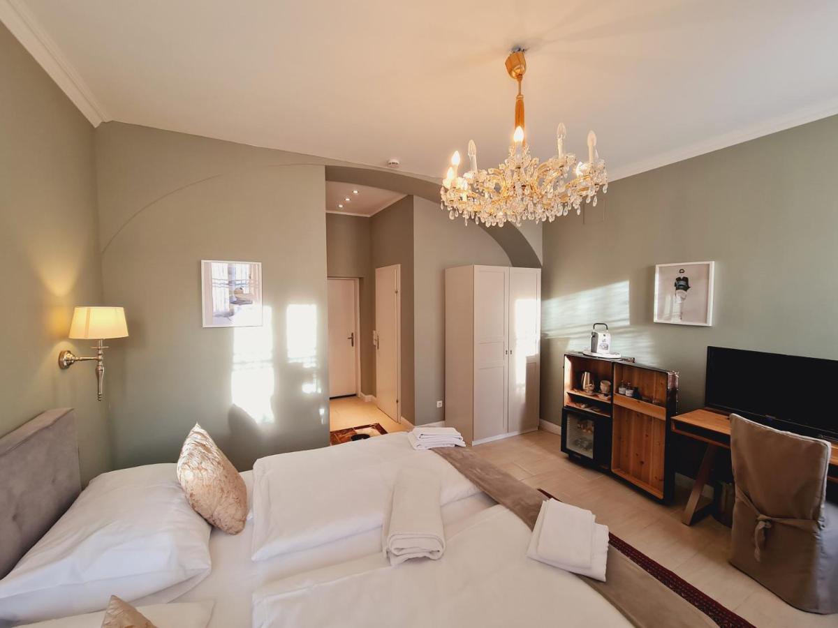Gewerkenschloessl Zeilinger Bed & Breakfast Knittelfeld Exterior photo