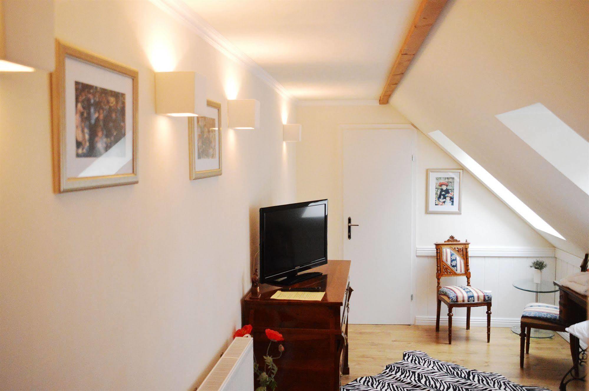 Gewerkenschloessl Zeilinger Bed & Breakfast Knittelfeld Exterior photo